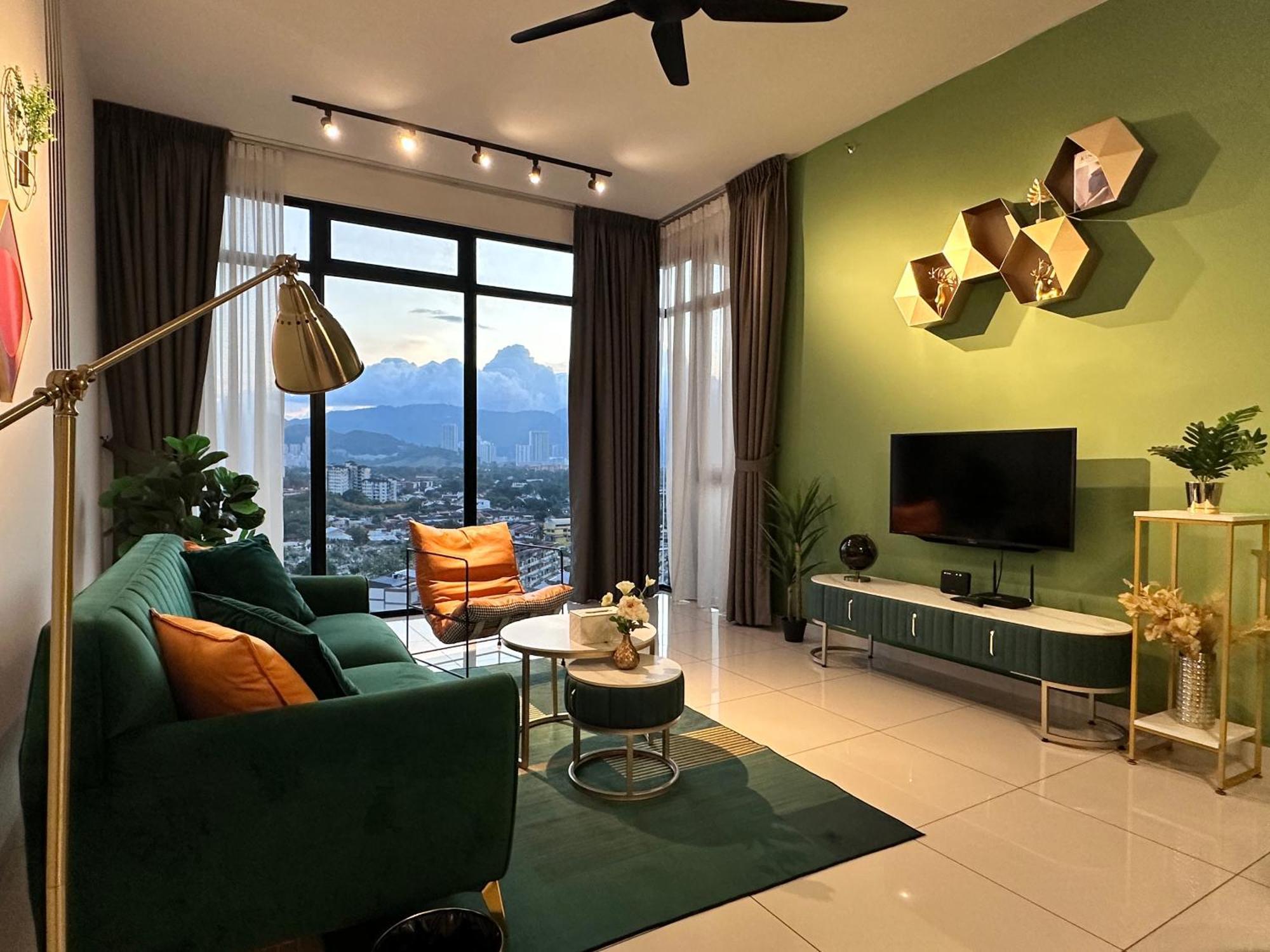 New 2Br Georgetown Warm And Lovely Homestay 10Pax-无敌美景两房民宿 Beacon Executive Suite Экстерьер фото